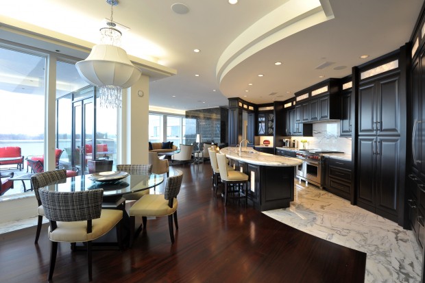 USE Break_Kitchen_Great Room.jpg